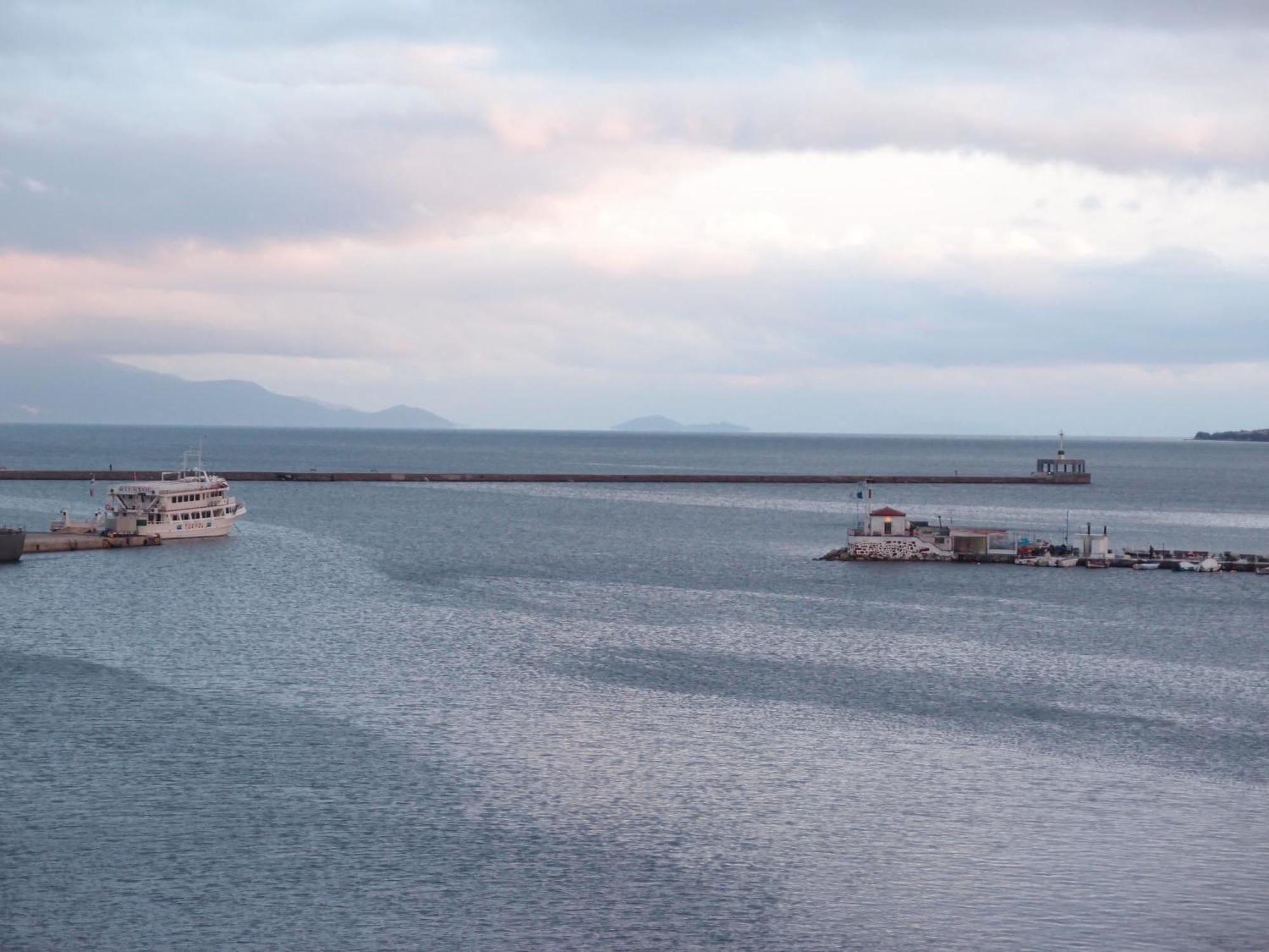 Lesvion Hotel Mytilíni Dış mekan fotoğraf